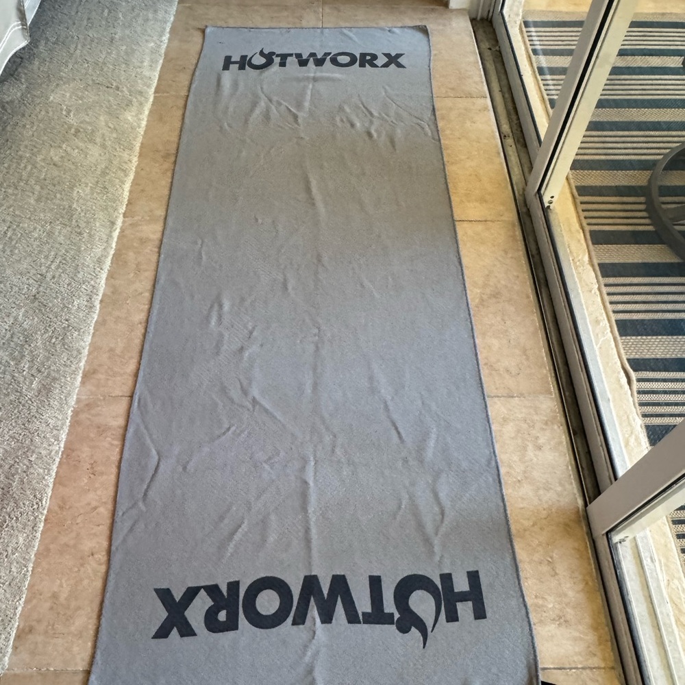 Gray Hotworx Yoga Towel